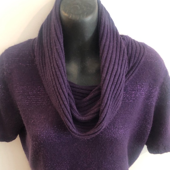 10/$20 Source Unknown L - Picture 5 of 10